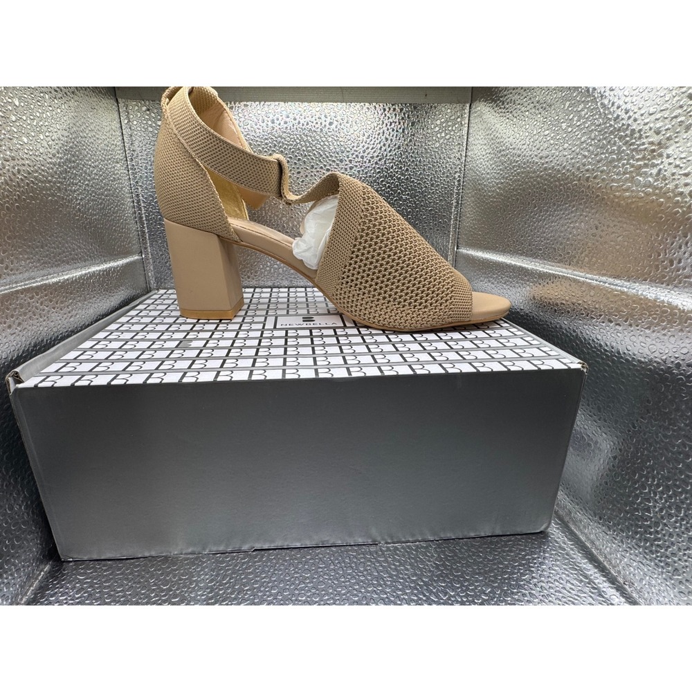 Newbella Tan Knit Block Heel Sandals Open Toe Ankle Strap Size 39 8 US